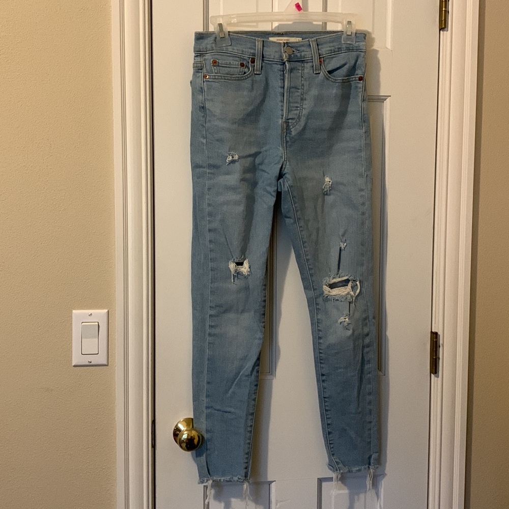 Levi Wedgie Skinny Jeans - Size 26